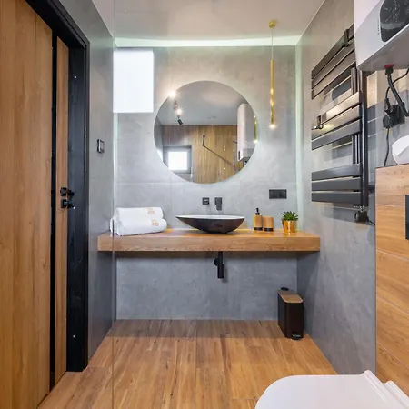 Zlota Palma -domki Caloroczne Nad Morzem 롯지