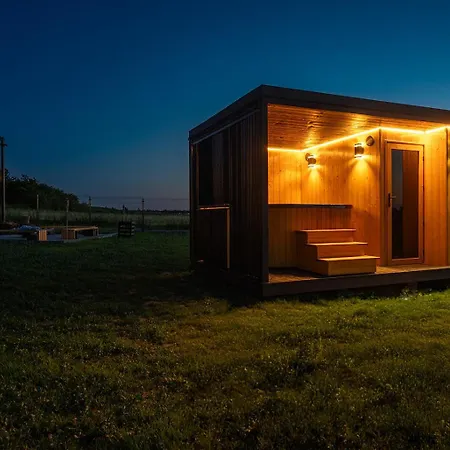 Zlota Palma -domki Caloroczne Nad Morzem * Kopań