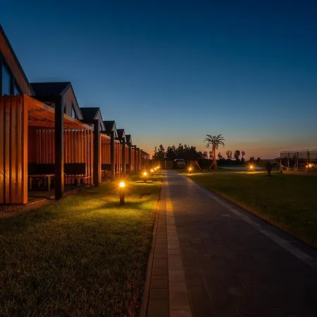 Zlota Palma -domki Caloroczne Nad Morzem 롯지